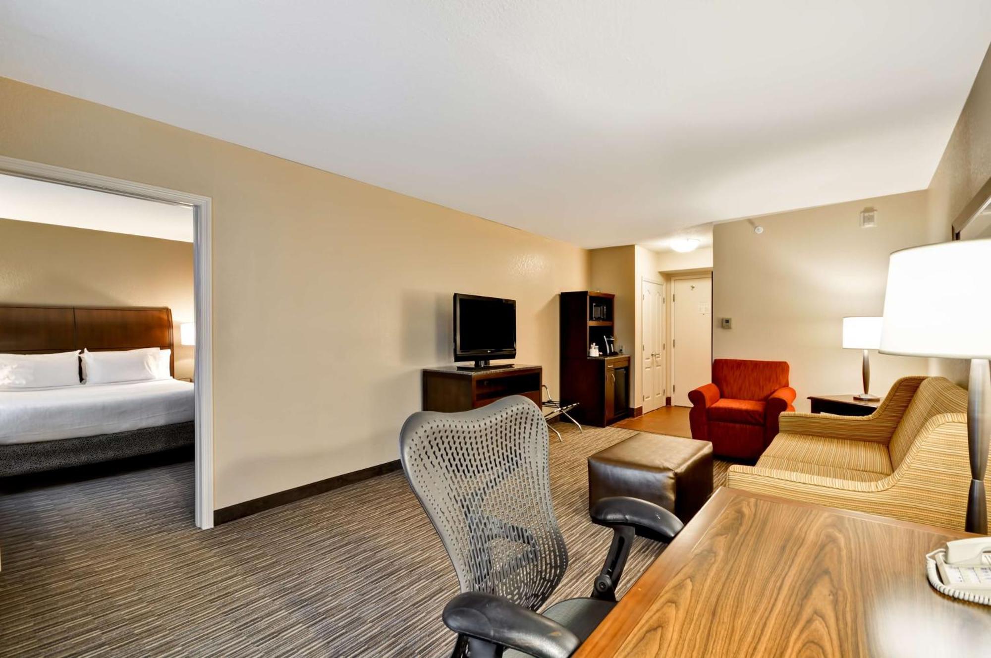 Hilton Garden Inn Tampa North Temple Terrace Exterior foto